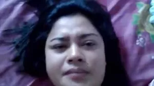 රැන්ඩි හොරා ආර්යාව ස්වයං වින්දනයේ යෙදී සිටින බව සොයාගත්තා