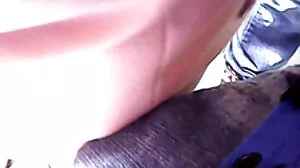 Nanny Rubs Client හොඳ ආකාරයෙන් කපා ඇත