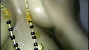 දඩබ්බර පිස්සෝ කෙල්ලට ආතල්